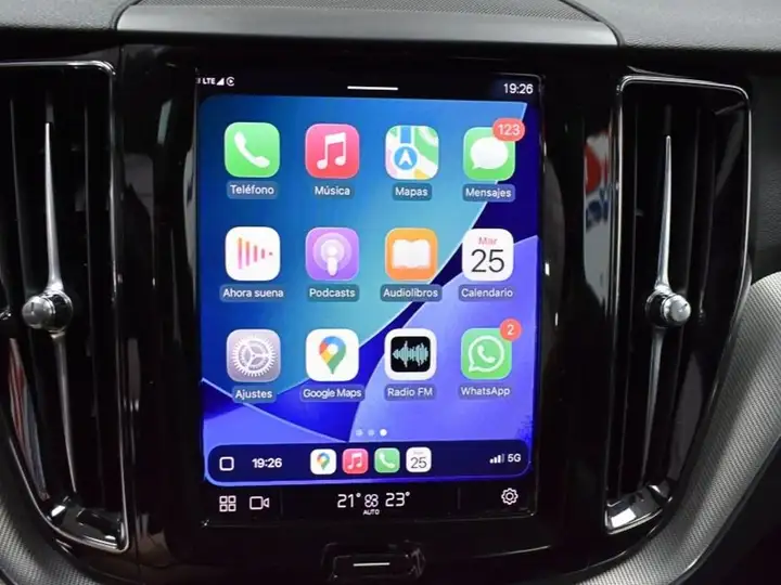 Volvo XC60 2022, foto 21