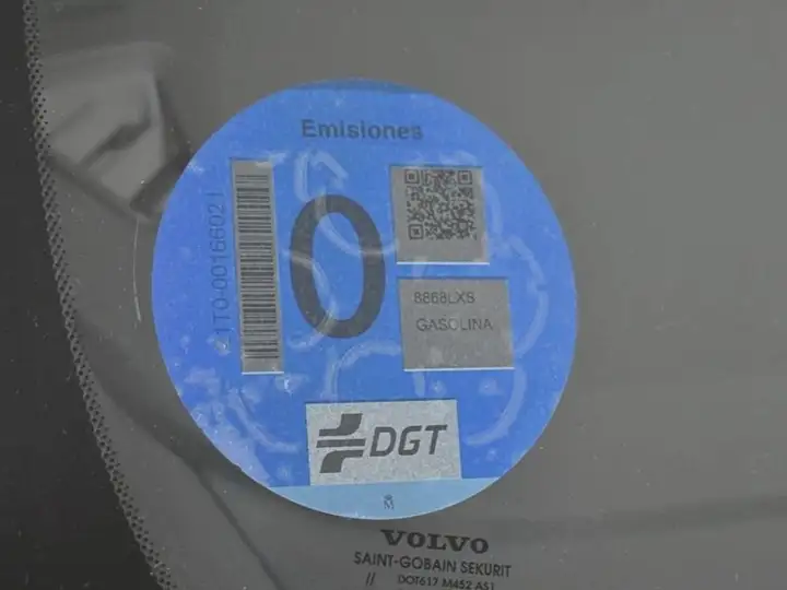 Volvo XC60 2022, foto 48