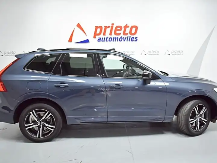 Volvo XC60 2022, foto 33