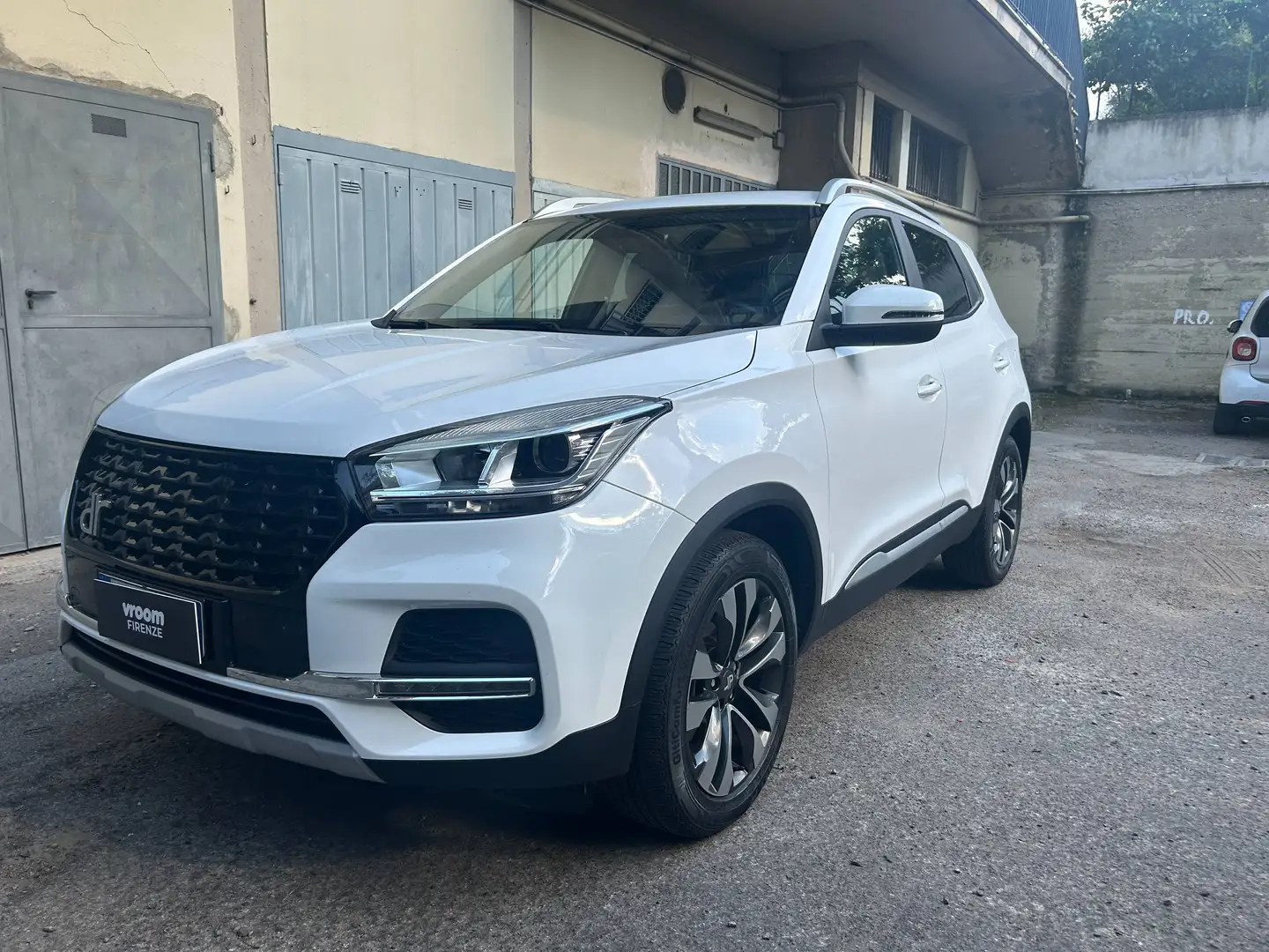 DR Automobiles DR4 DR 4.0 4.0 1.5 turbo Gpl 149cv dct Weiß - 1
