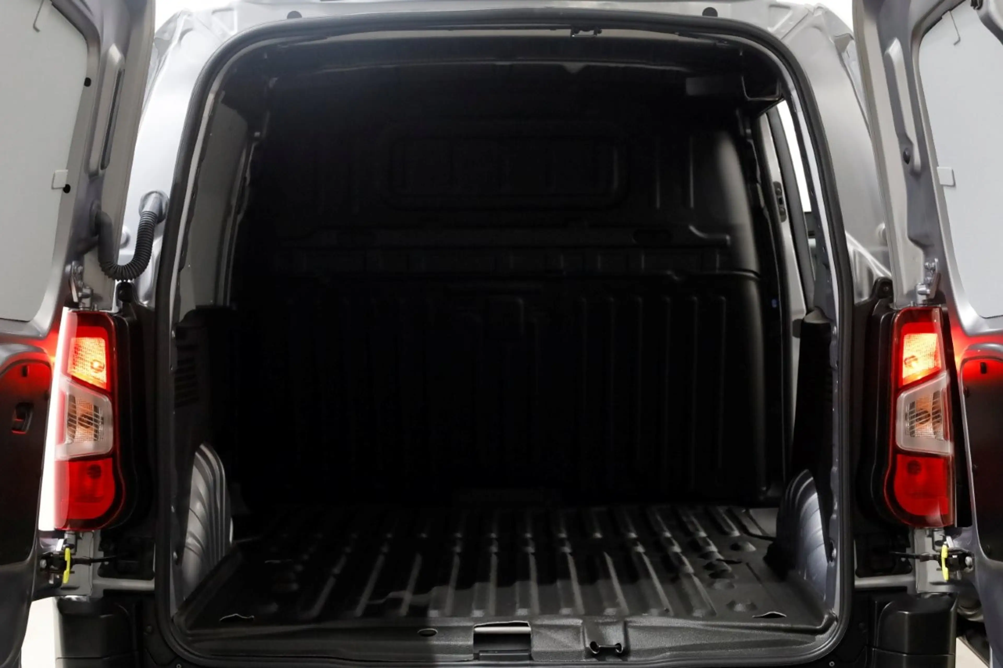 Fiat E-Doblo 50 kWh 136pk 100% Elektrisch Snellader Airco/Navi/ — photo 5