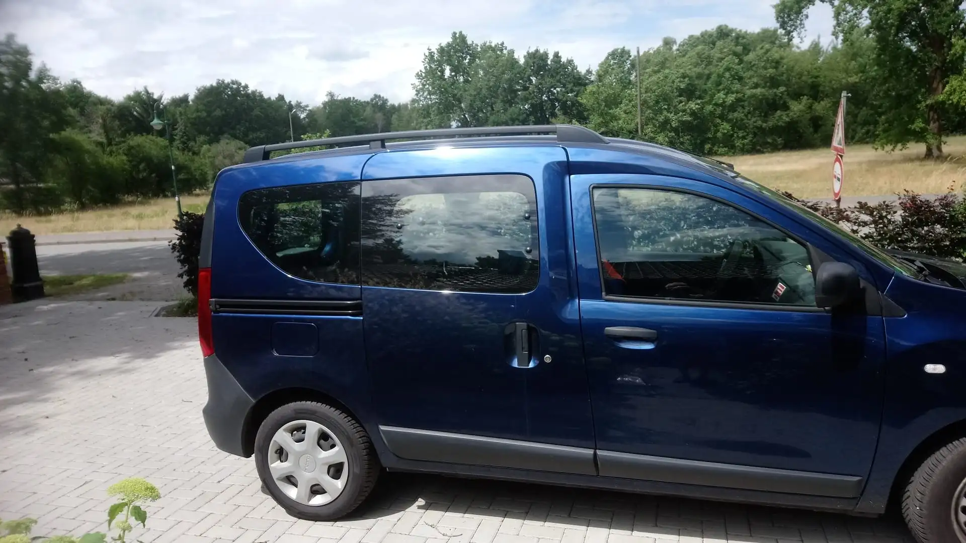 Dacia Dokker Dokker Blue dCi 75 Essential Blau - 1