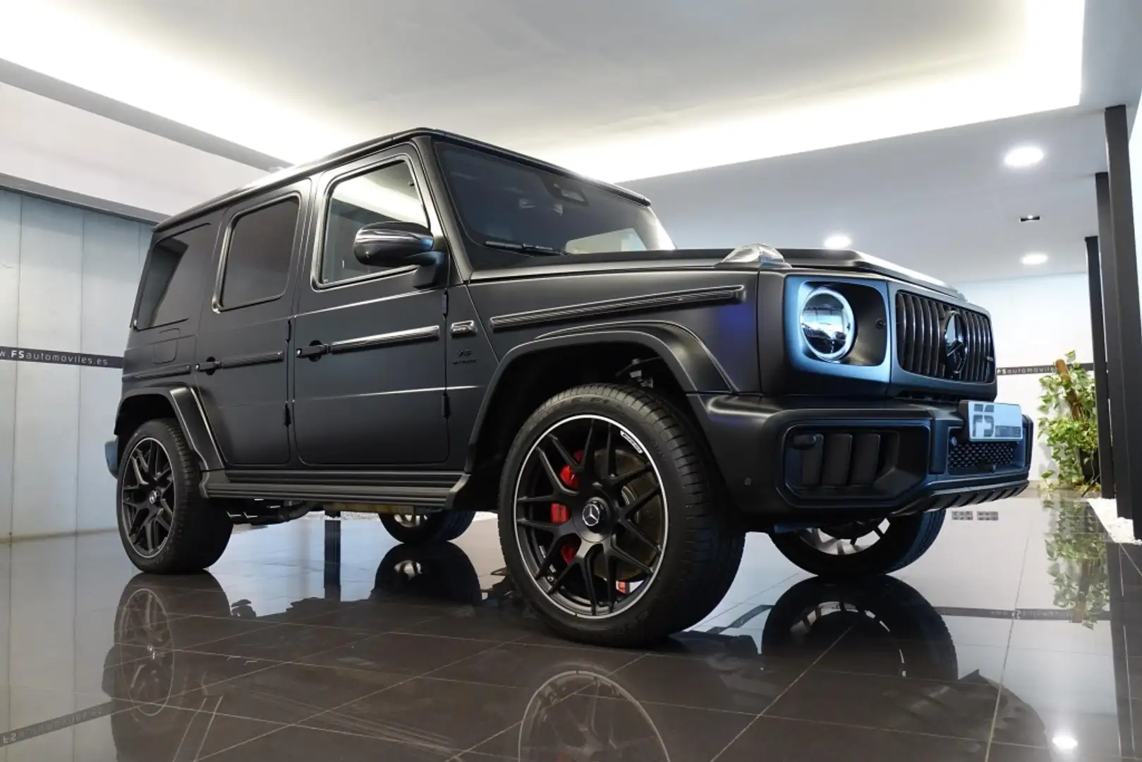 Mercedes-Benz G 63 AMG Linea Exclusive Interior 4Matic Speedshift TCT 9G Schwarz - 2