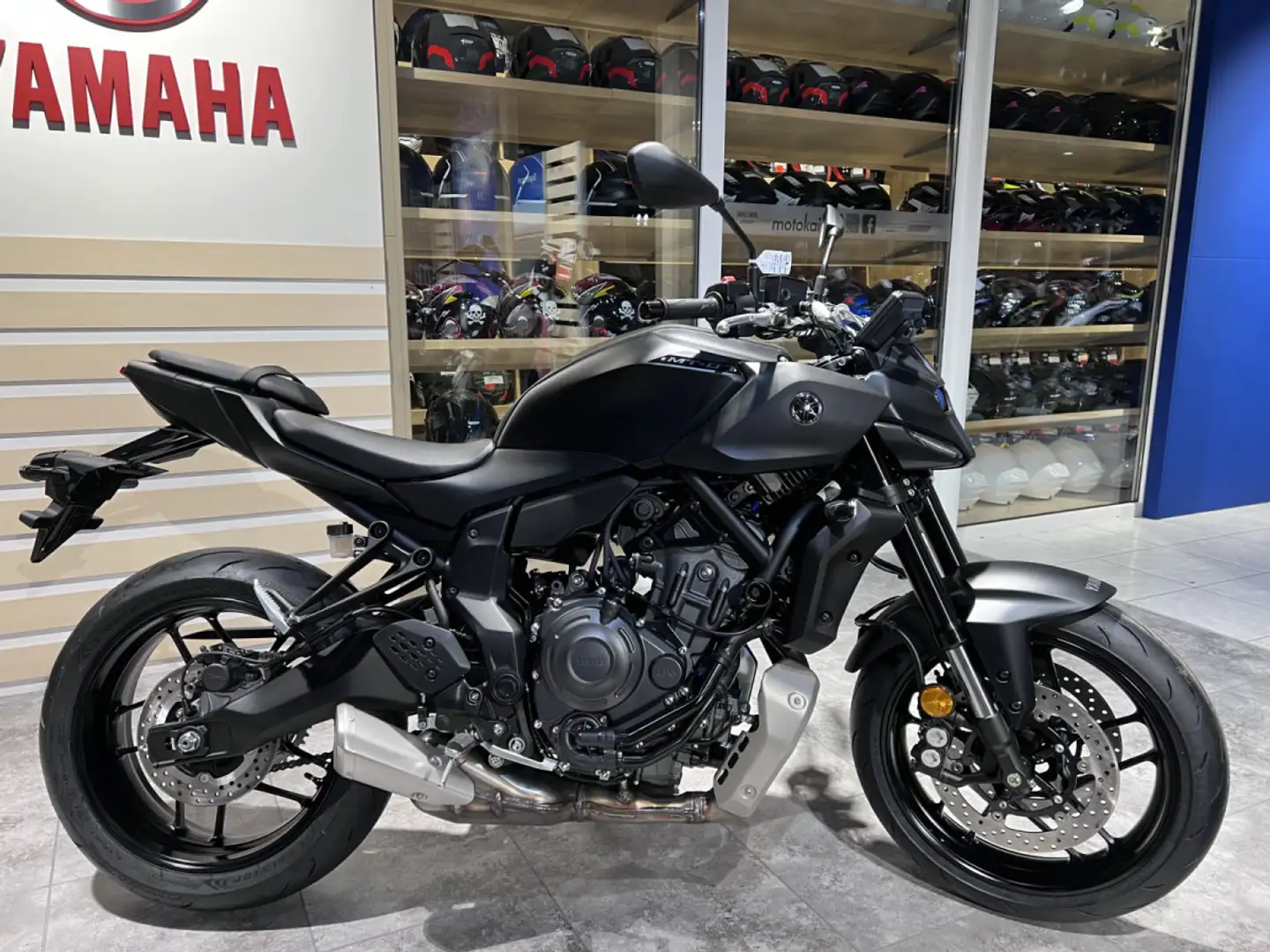 Yamaha MT-07 Negro - 1