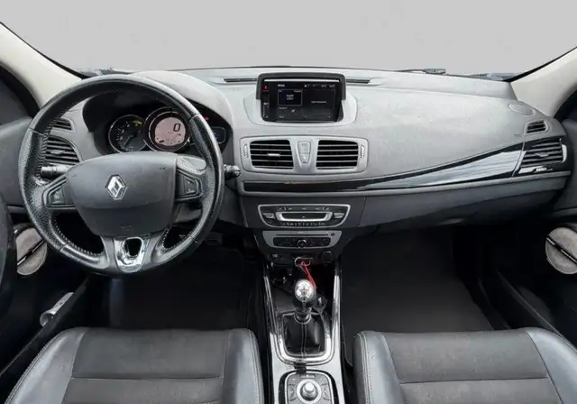 Renault Megane view 8
