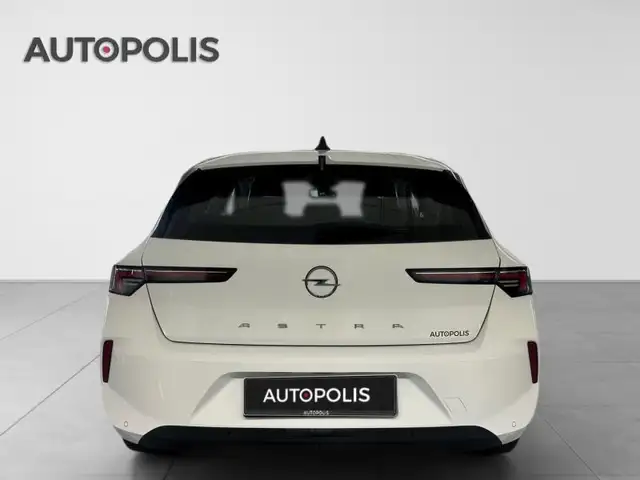 Opel Astra view 15