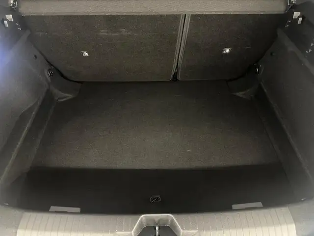 Opel Astra view 12