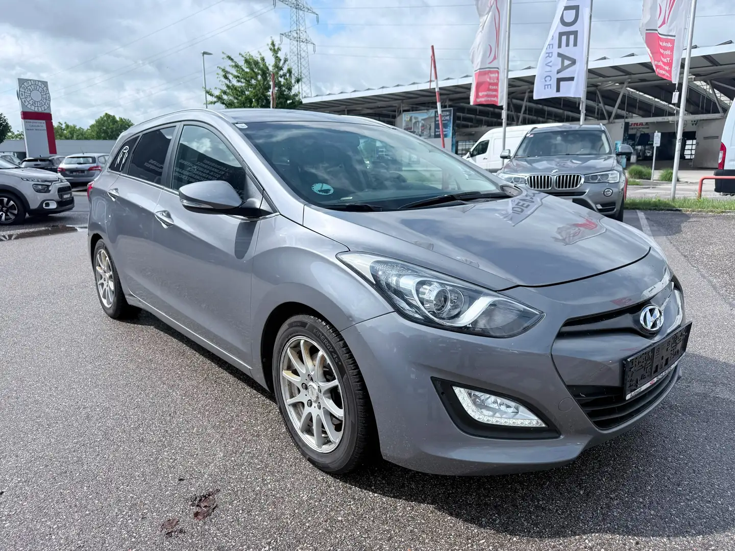 Hyundai i30 Classic Grau - 1