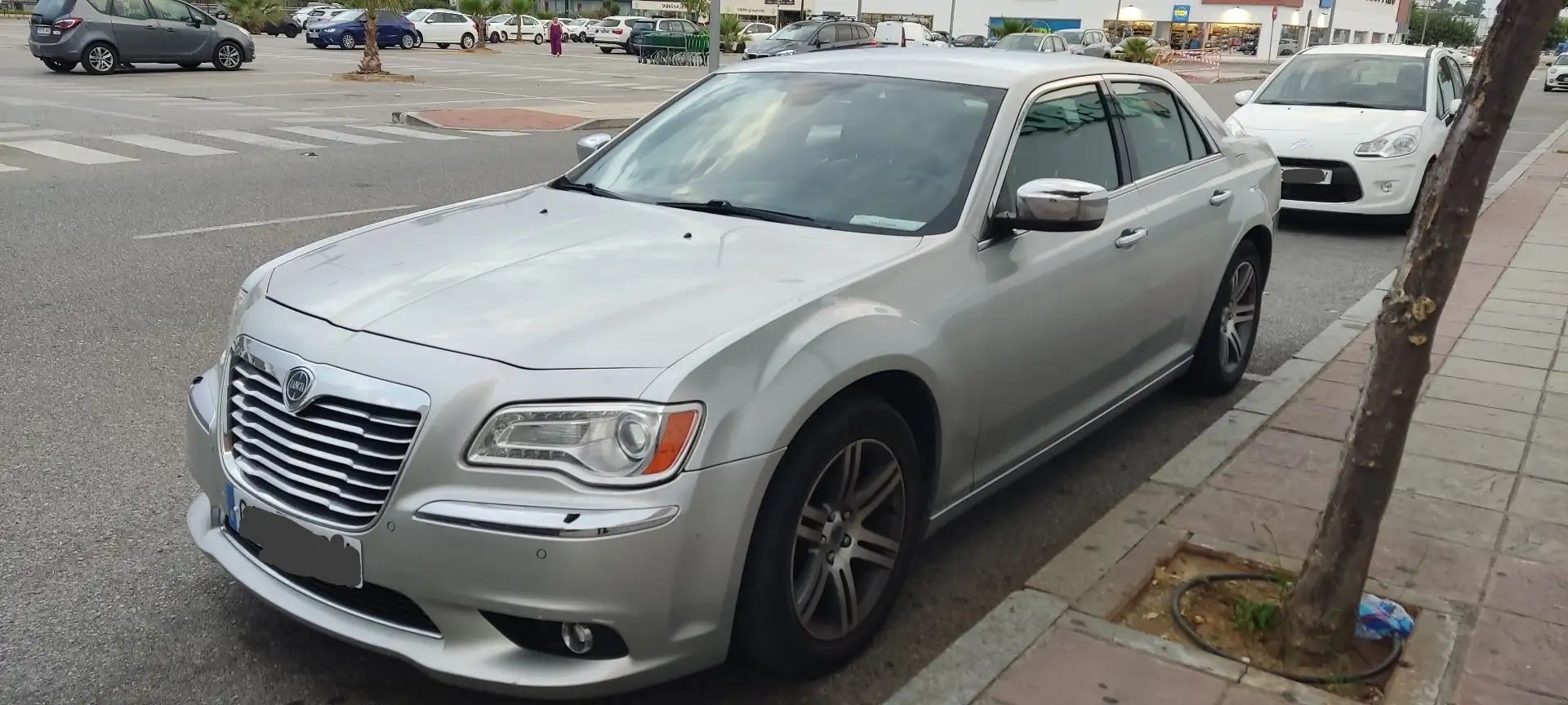 Lancia Thema 3.0Mjt Platinum Aut. - 1