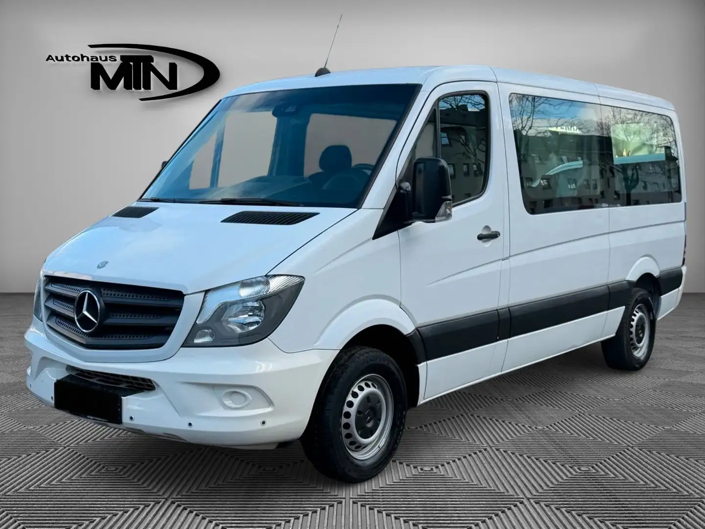 Mercedes-Benz Sprinter 313 CDI H1+L2 4.Sitzer Klima AHK 1.HAND Weiß - 1