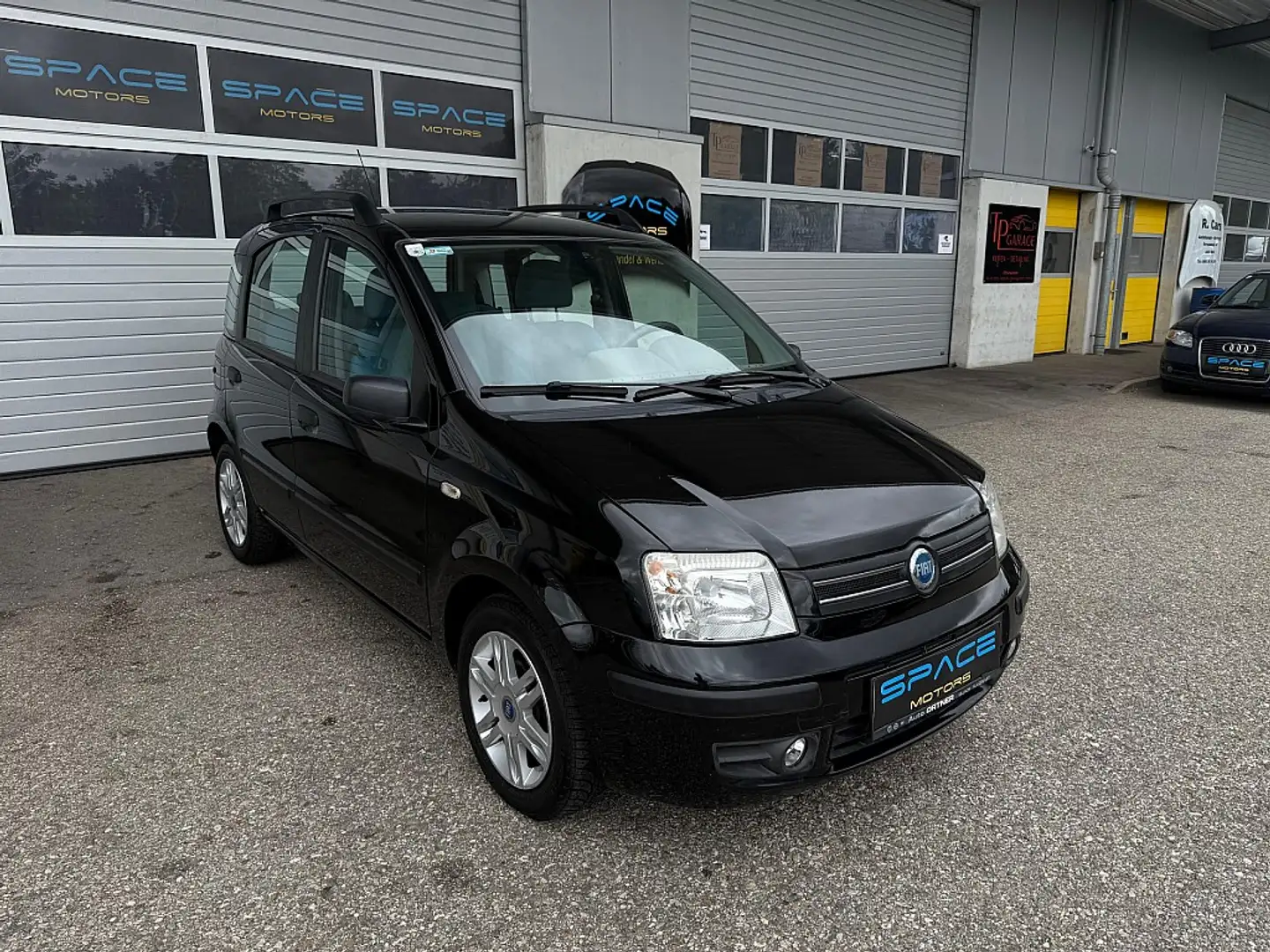 Fiat Panda 1,2 Dynamic Schwarz - 1