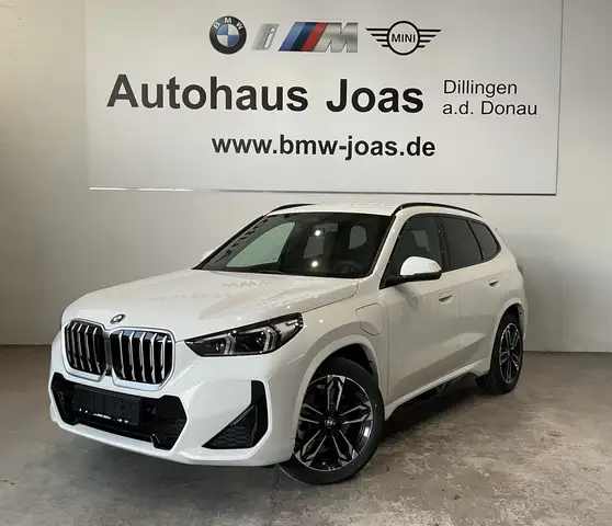 BMW X1 main image