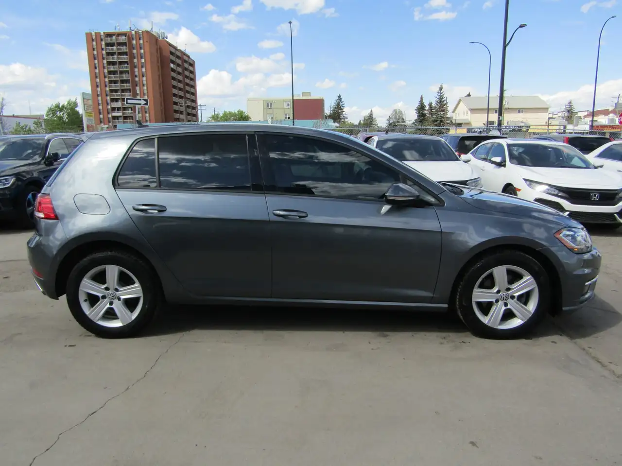 Volkswagen Golf снимка Volkswagen Golf