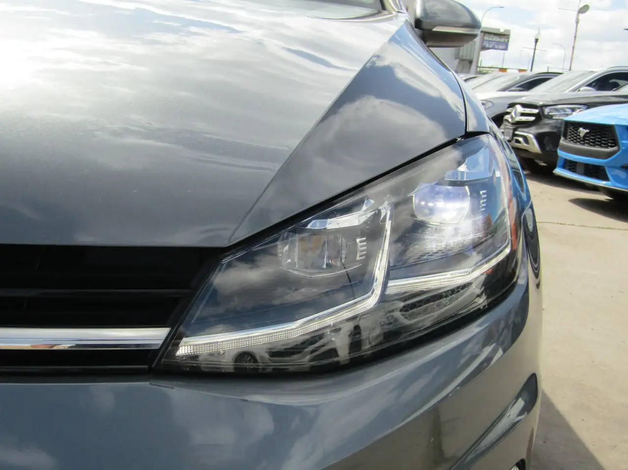 Volkswagen Golf снимка Volkswagen Golf