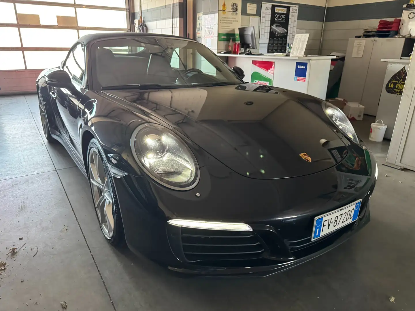 Porsche 911 991 Cabrio 3.0 Carrera 4 auto Nero - 2