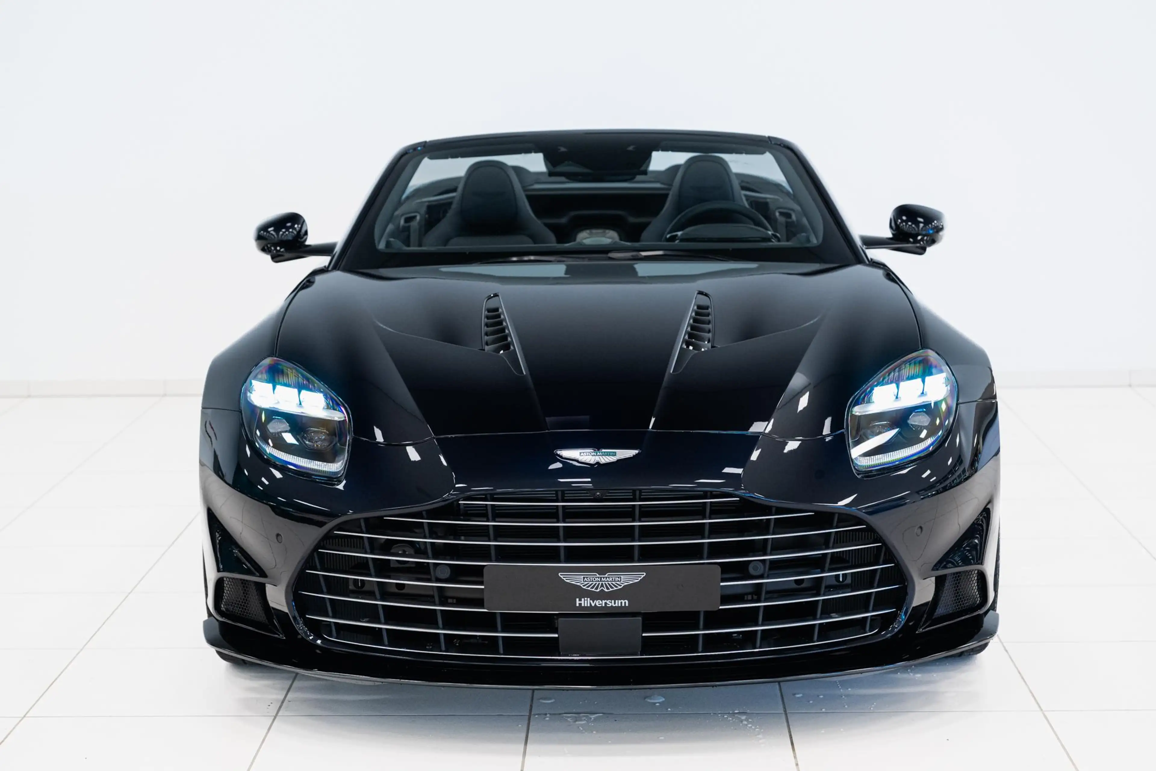 Aston Martin Vanquish Volante NEW 2026 Incl BPM* — photo 2