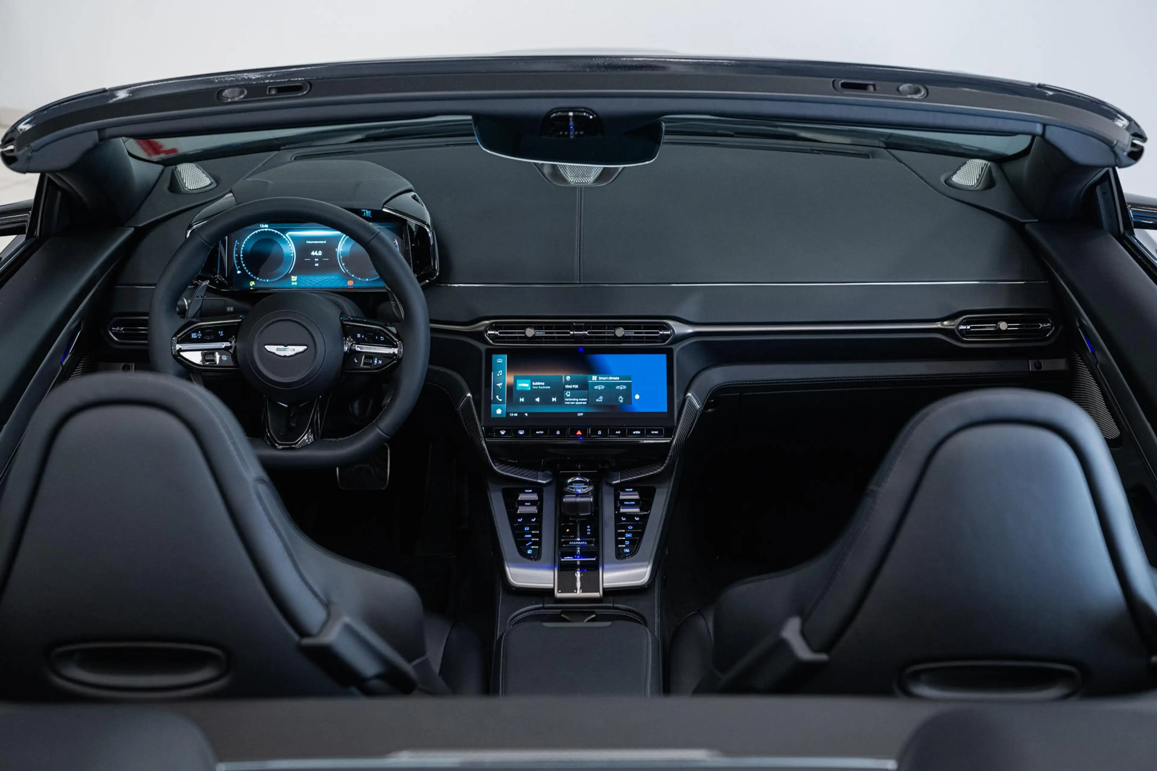 Aston Martin Vanquish Volante NEW 2026 Incl BPM* — photo 7