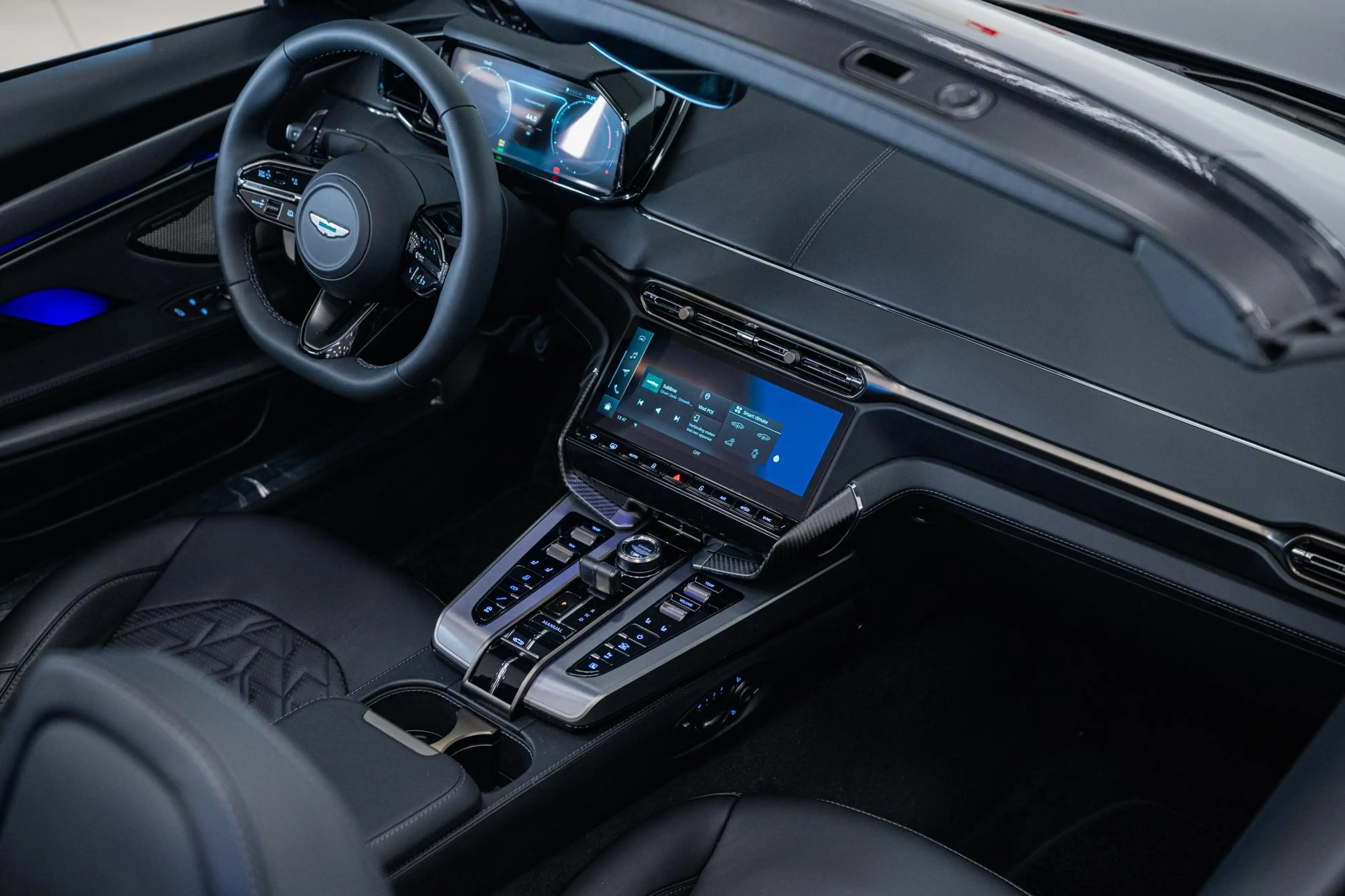 Aston Martin Vanquish Volante NEW 2026 Incl BPM* — photo 14