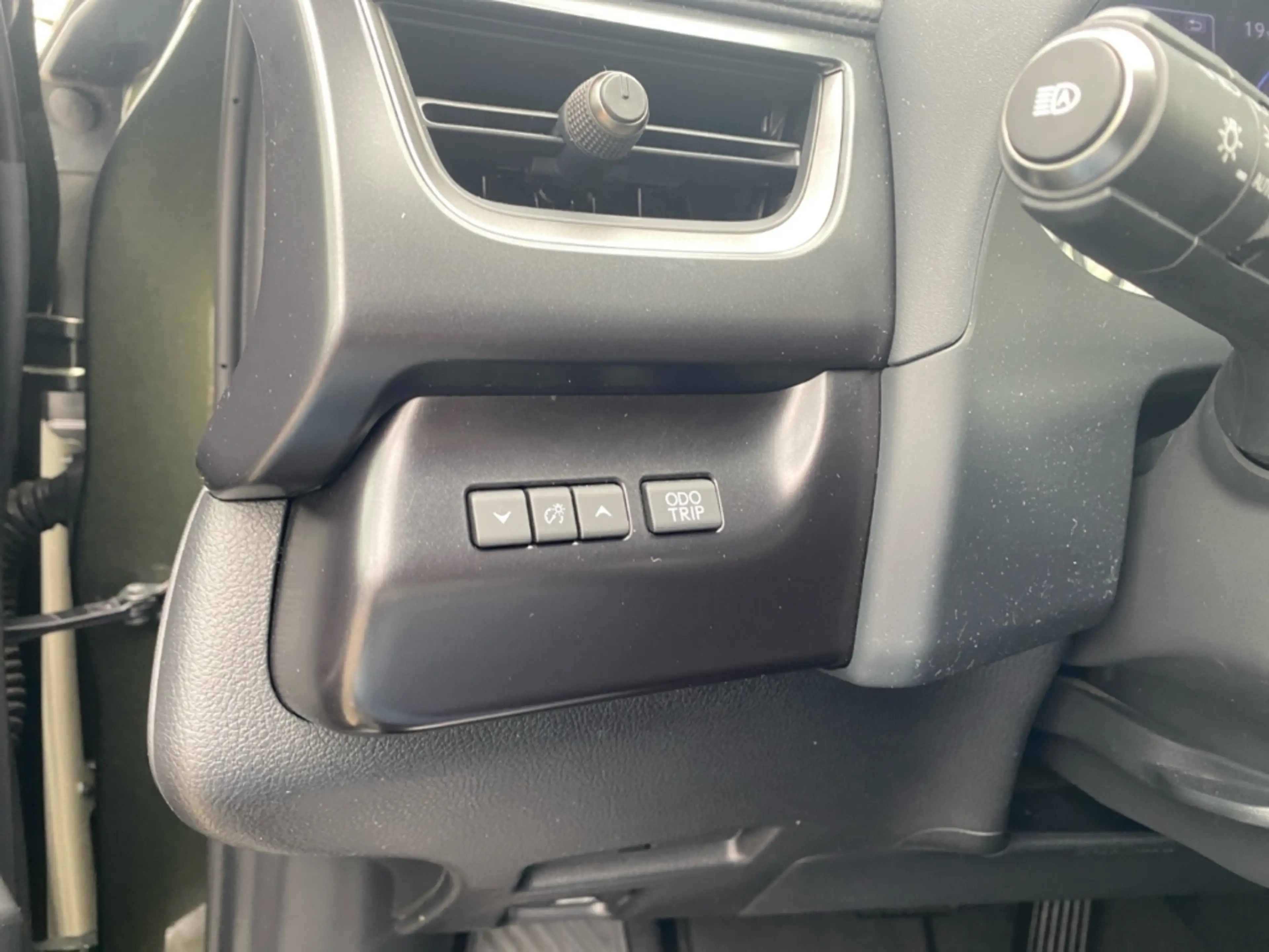 Lexus UX 250h Style Edition *Bi-LED*CAM*SHZ*CarPlay*PDC* — photo 12