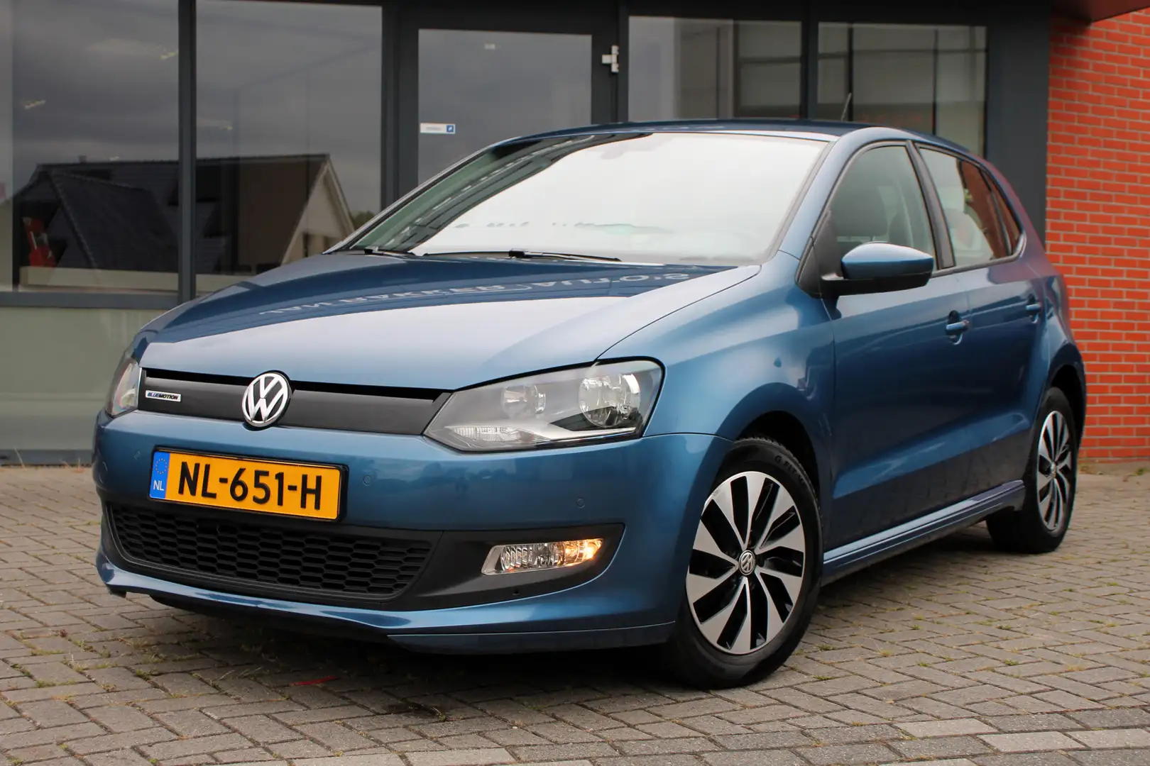 Volkswagen Polo 1.0 BlueMotion Connected Series ✅ Verkocht ✅ Blauw - 2