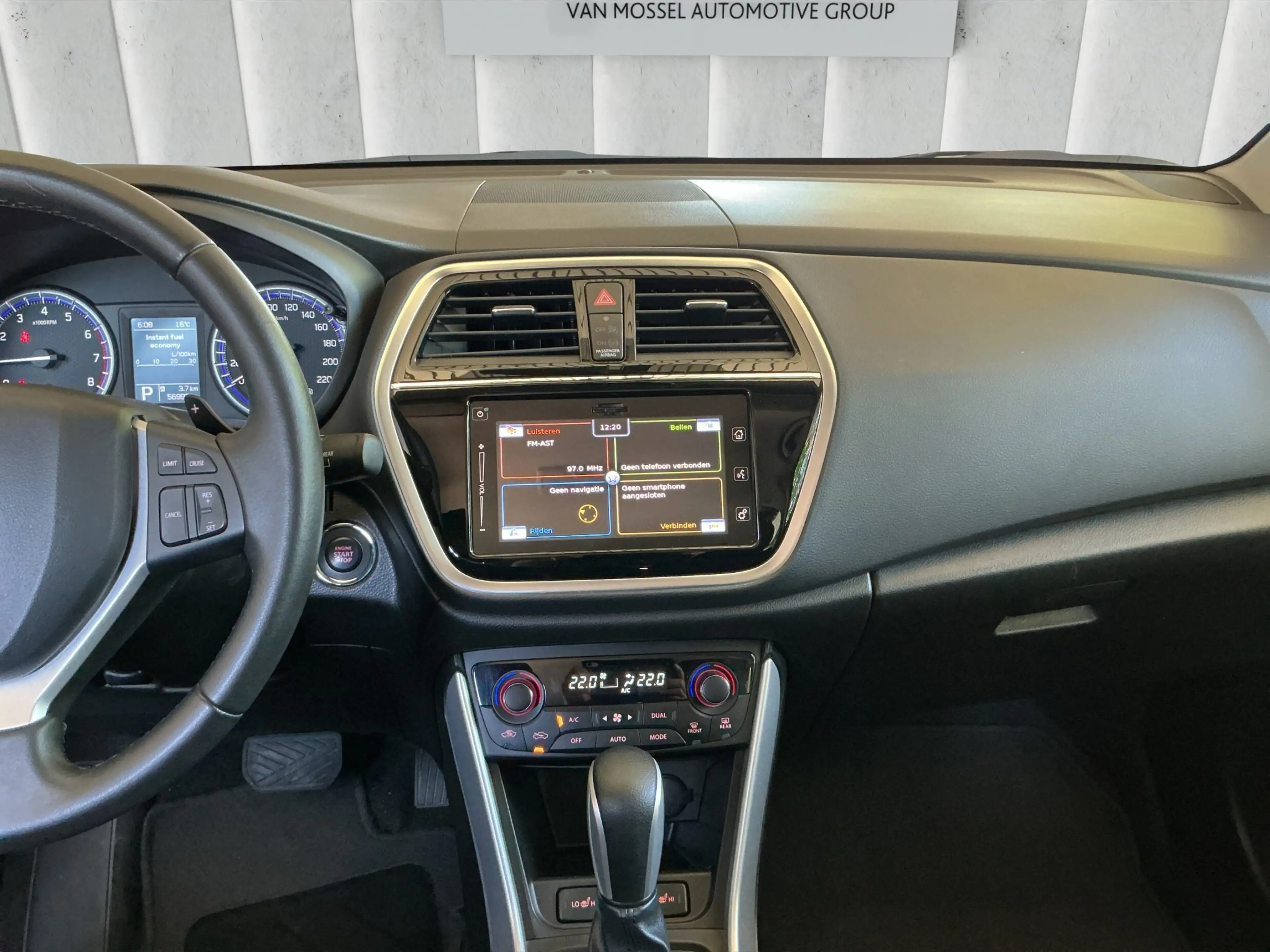 Suzuki SX4 S-Cross Automatik — photo 14