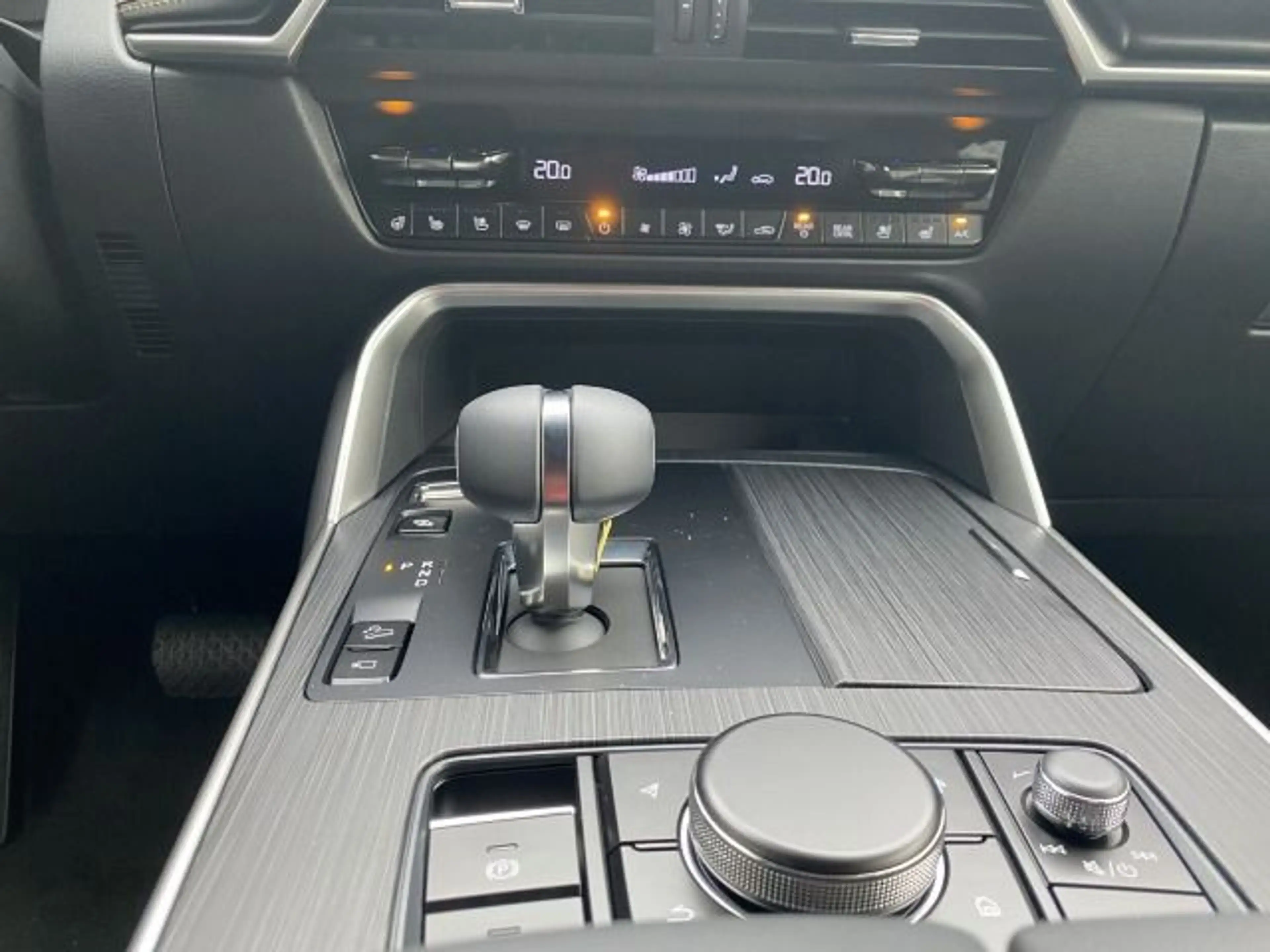 Mazda CX-80 Homura Soundsystem PHEV AWD — photo 11