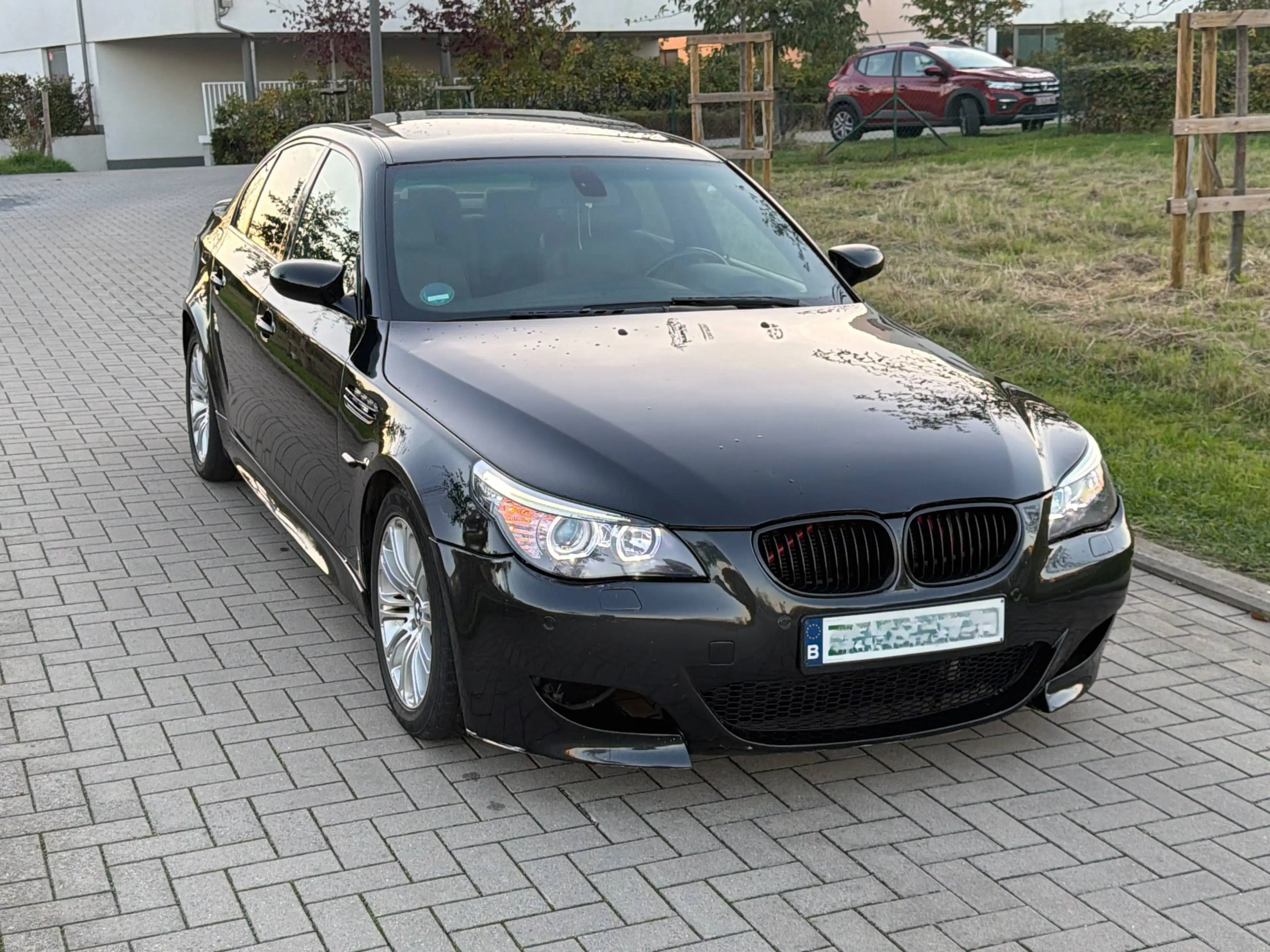 BMW 545 BMW 545i V8 4.4 333ch Automatique **KIT M5** — photo 4