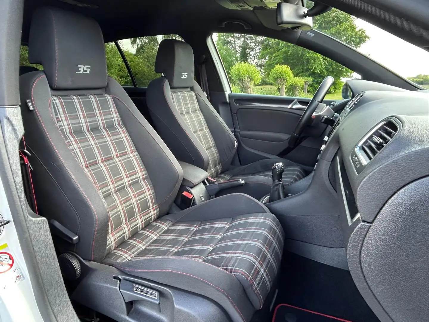 Volkswagen Golf GTI 2.0 Edition 35 | JD Stage 1 Tuning | 315 PK | JBL Alb - 2
