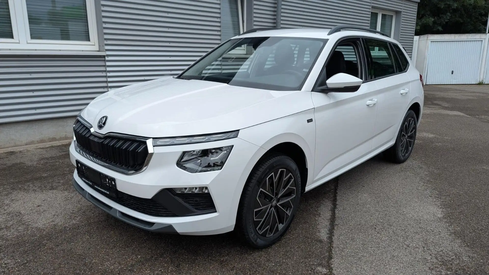 Skoda Kamiq Tour Weiß - 1