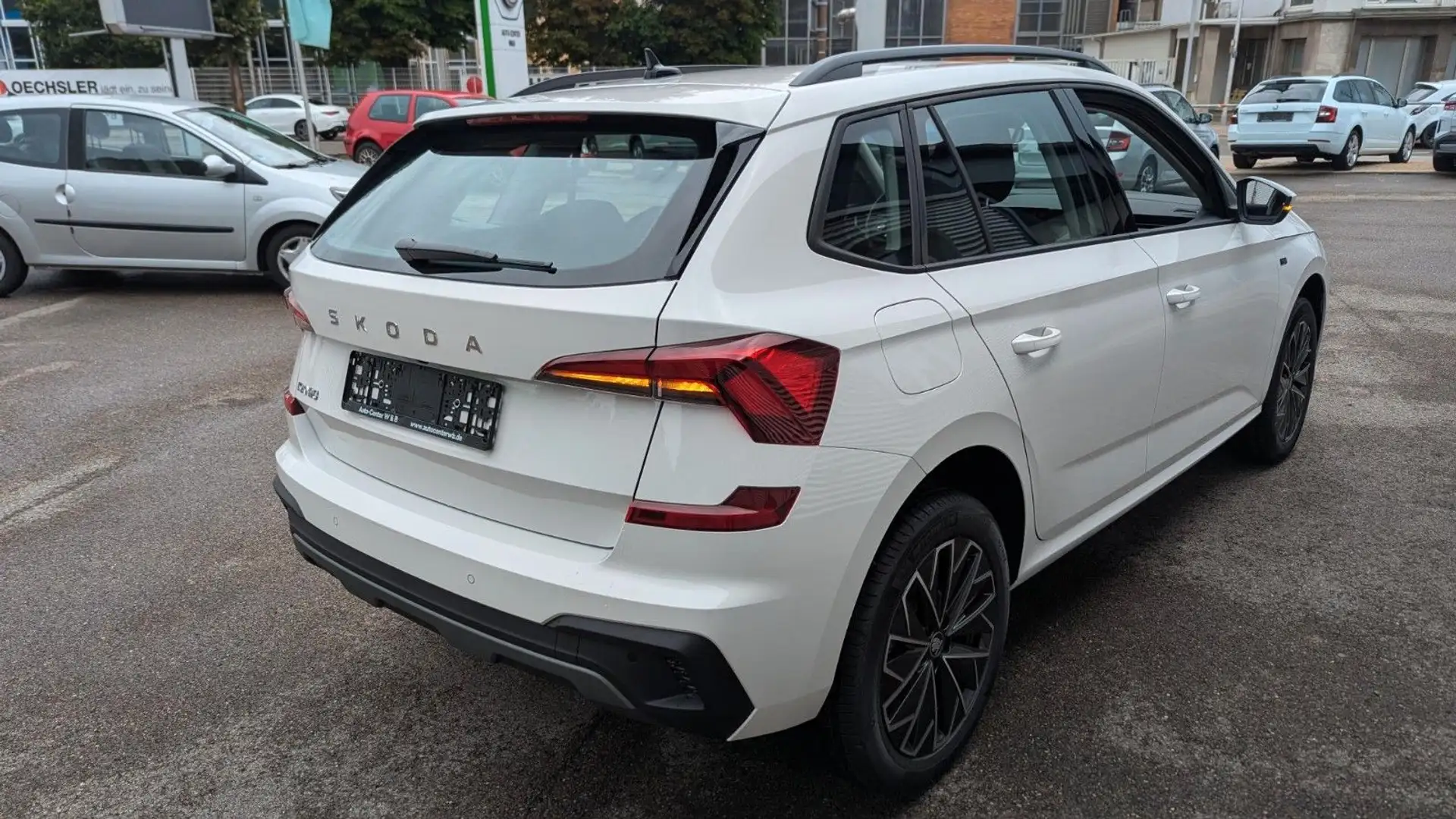 Skoda Kamiq Tour Weiß - 2