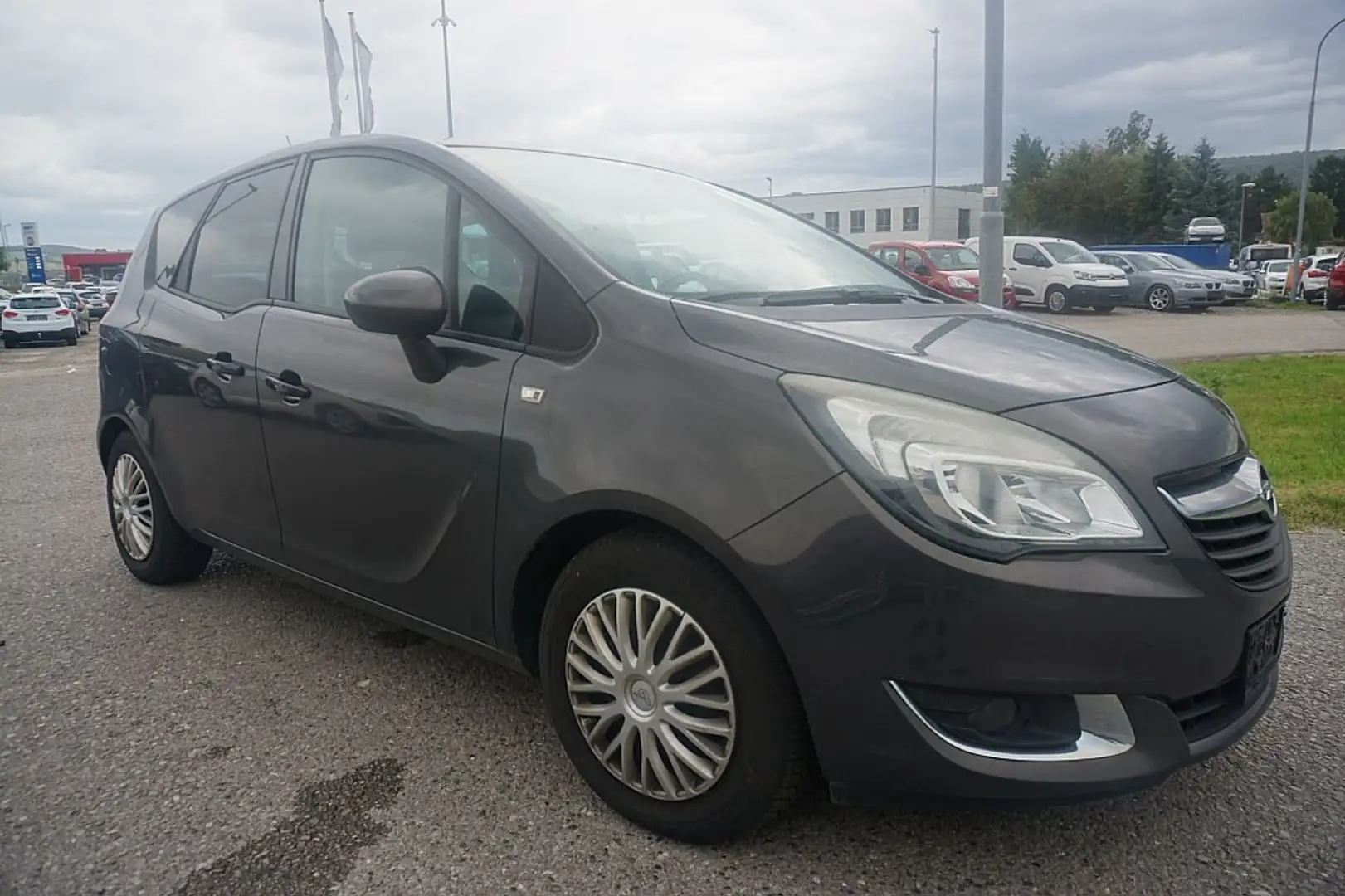 Opel Meriva 1,4 Turbo ecoflex Österreich Edition Start/Stop... Grau - 2