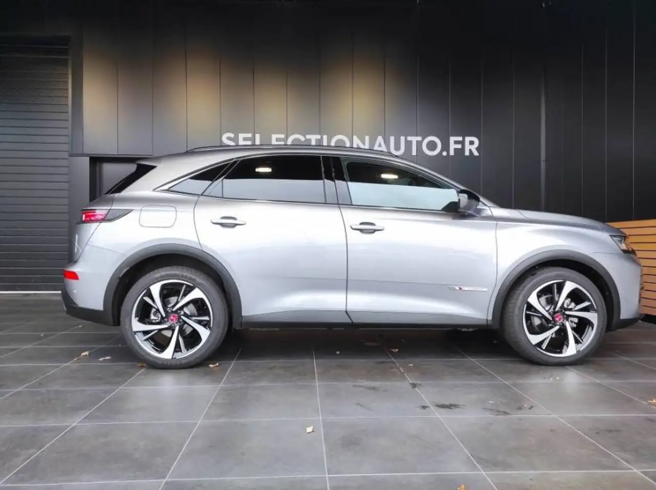 DS Automobiles DS 7 Crossback 2023 — фото 6