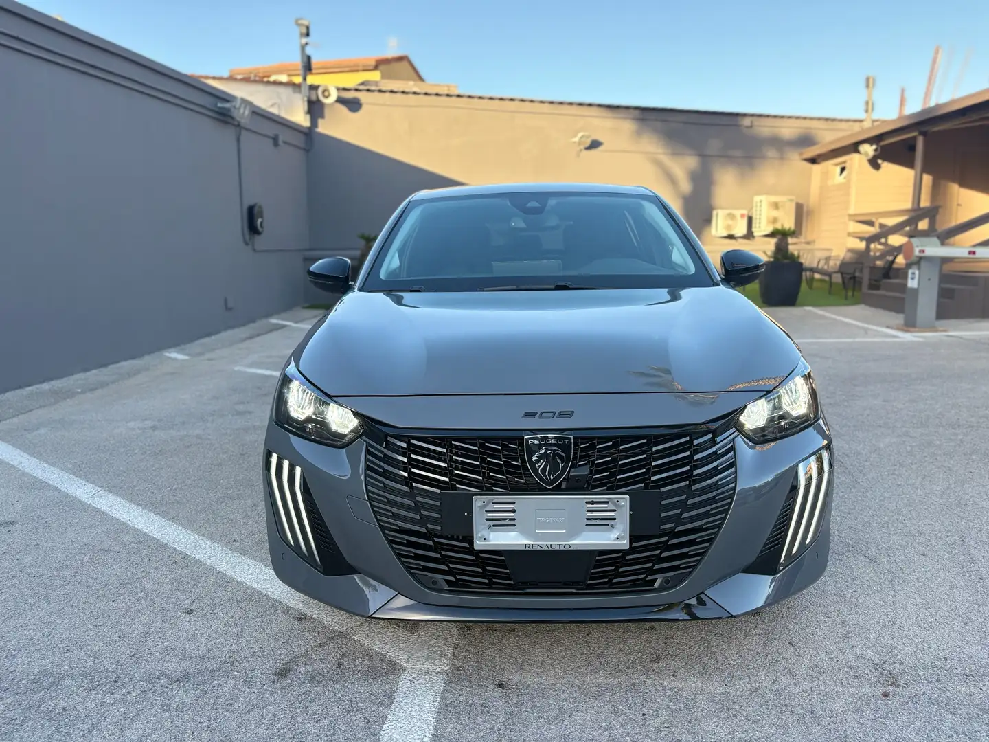 Peugeot 208 208 1.2 puretech 100CV Allure Pack KM CERTIFICATI Grigio - 2