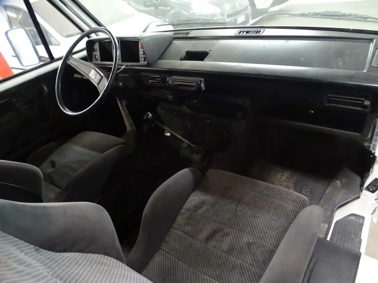 Volkswagen T3 1.7D 8 posti, foto 8