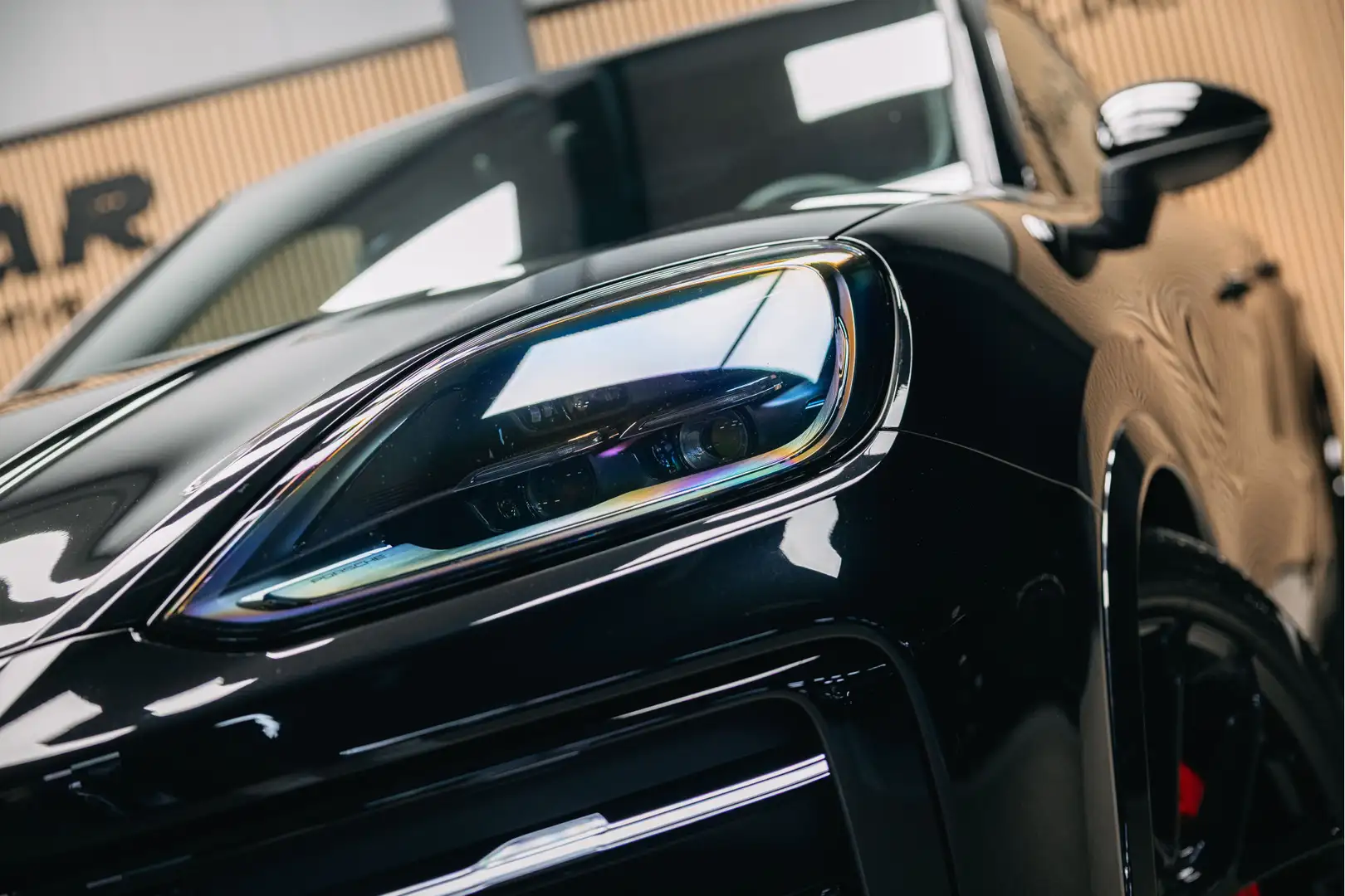 Porsche Cayenne Coupé 3.0 E-Hybrid Black Edition | Sport Chrono | Noir - 2