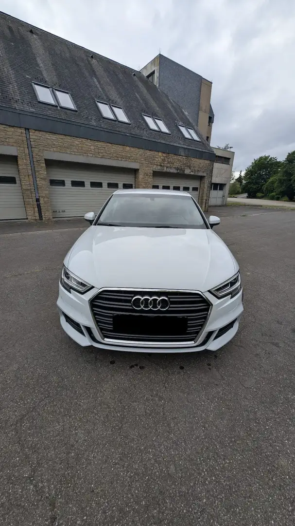 Audi A3 Sportback 30 TFSI Sport (EU6d-TEMP) - 2