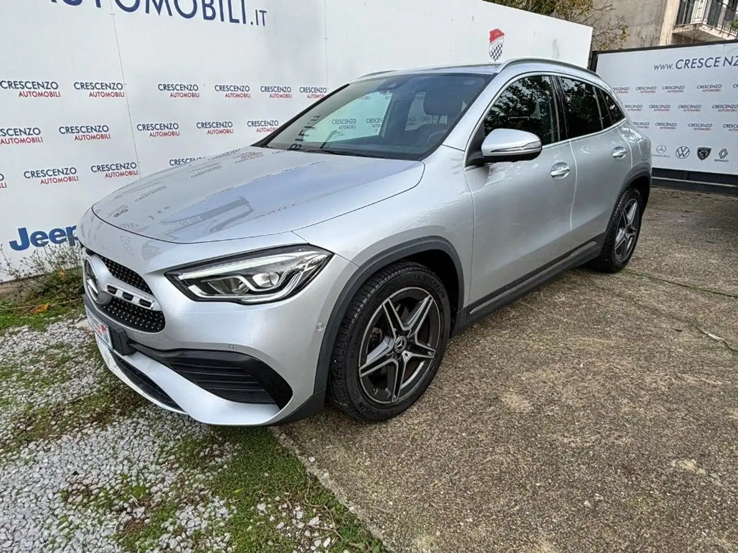 Mercedes-Benz GLA 200 d Automatic Premium - MINI RATA 4 ANNI Grigio - 2