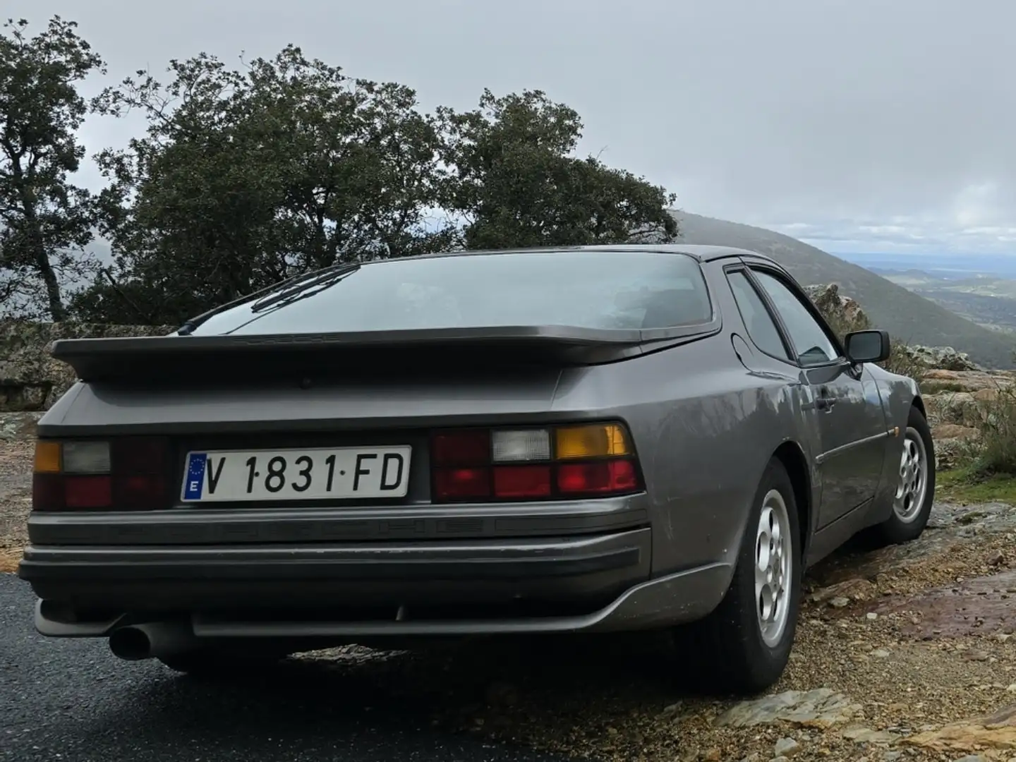 Porsche 944 2.5 S siva - 2