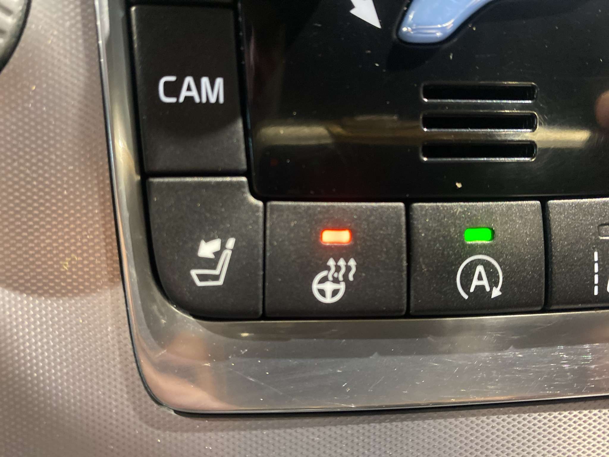 2017 Volvo XC60 T6 Drive-E AWD Premier thumb 15