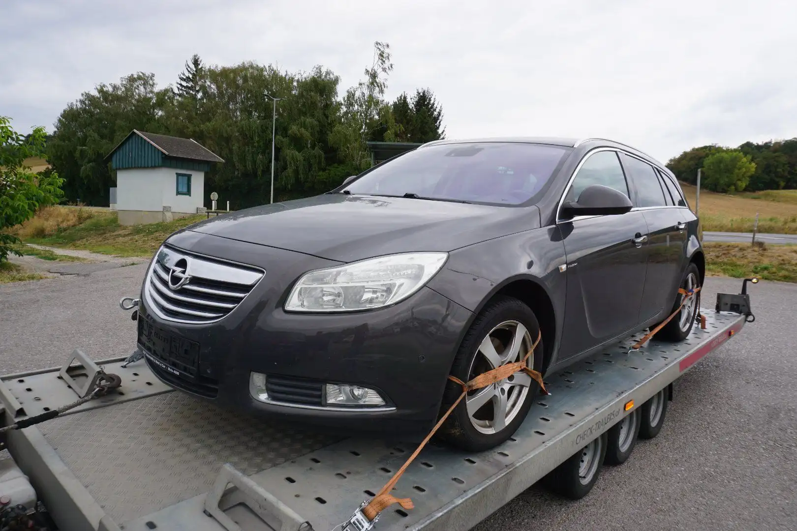 Opel Insignia 2,0 CDTI ECOTEC Cosmo Grau - 1