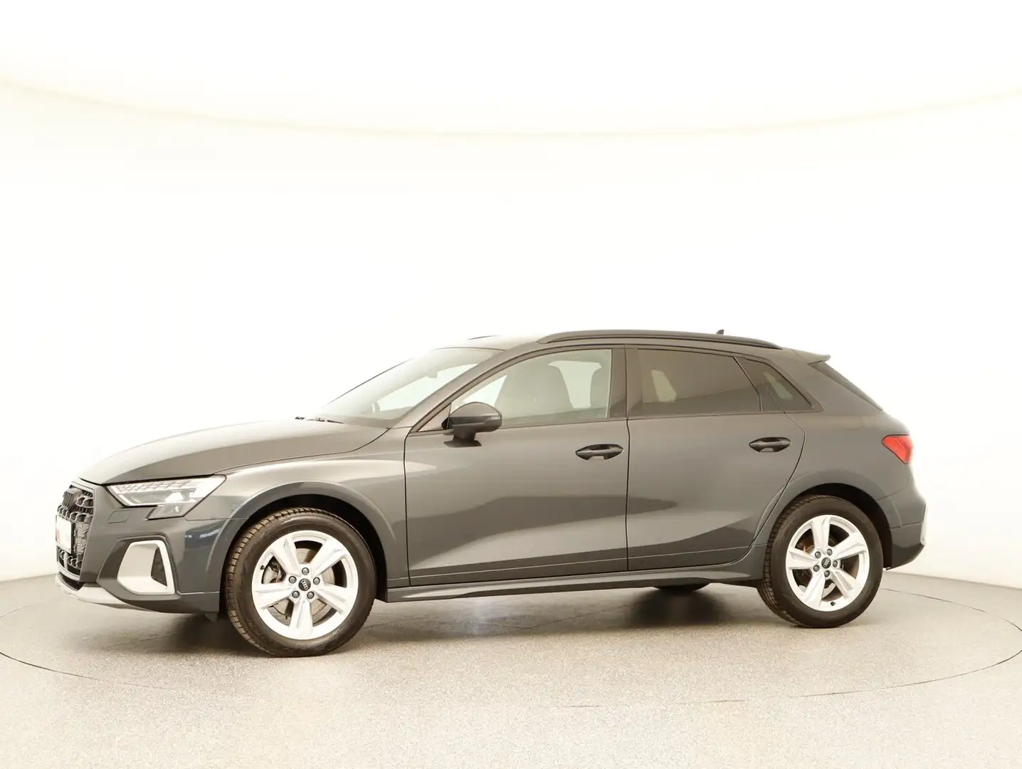 Audi A3 35 TFSI Grau - 2