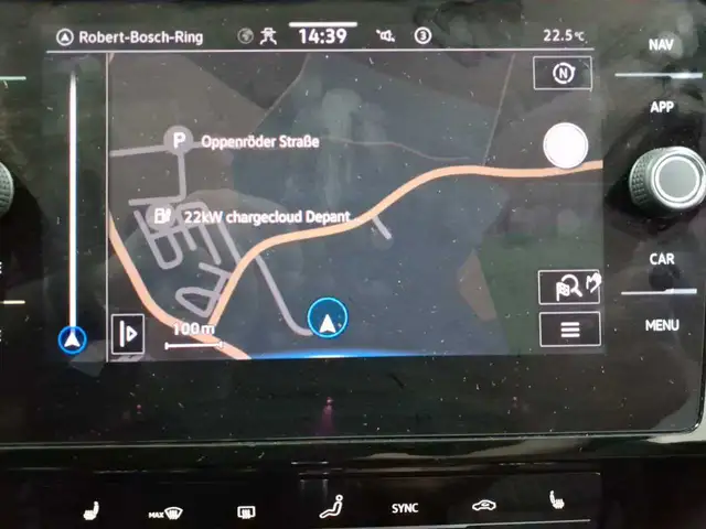 Volkswagen Passat view 12