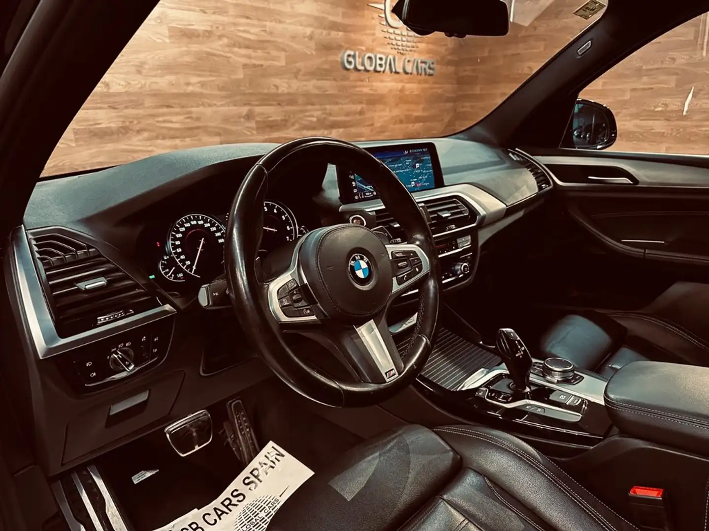 BMW X3 xDrive20i Zwart - 2