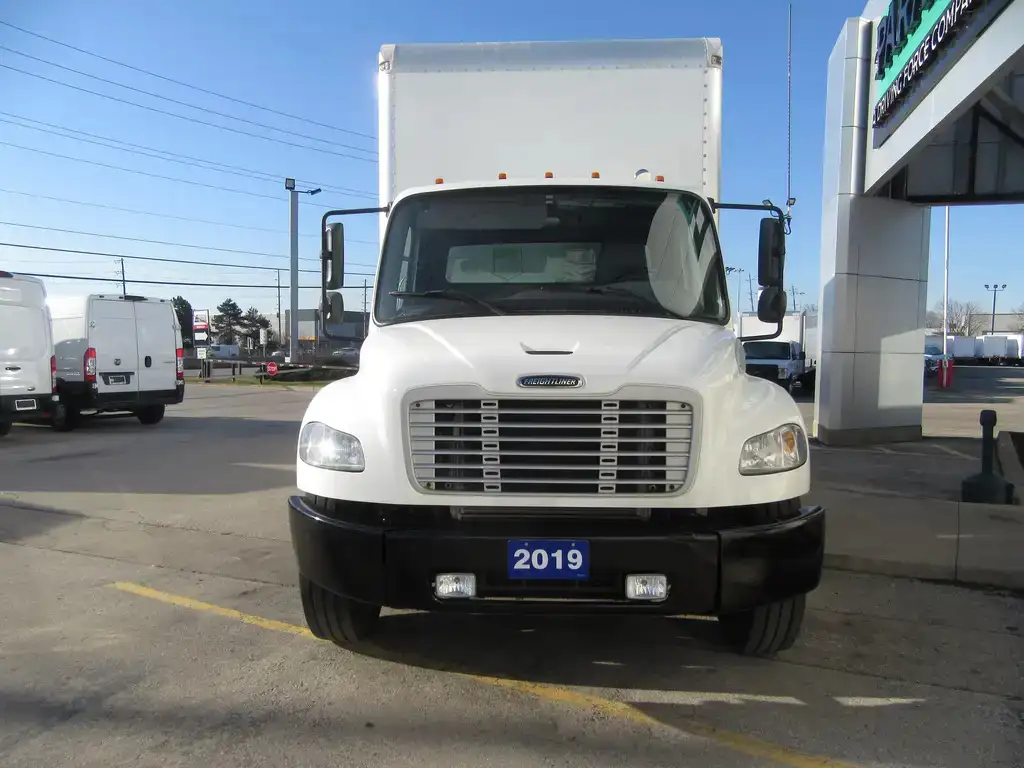 Freightliner M2 106 2019 photo 3