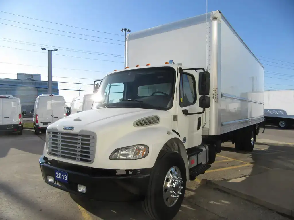 Freightliner M2 106 2019 photo 4