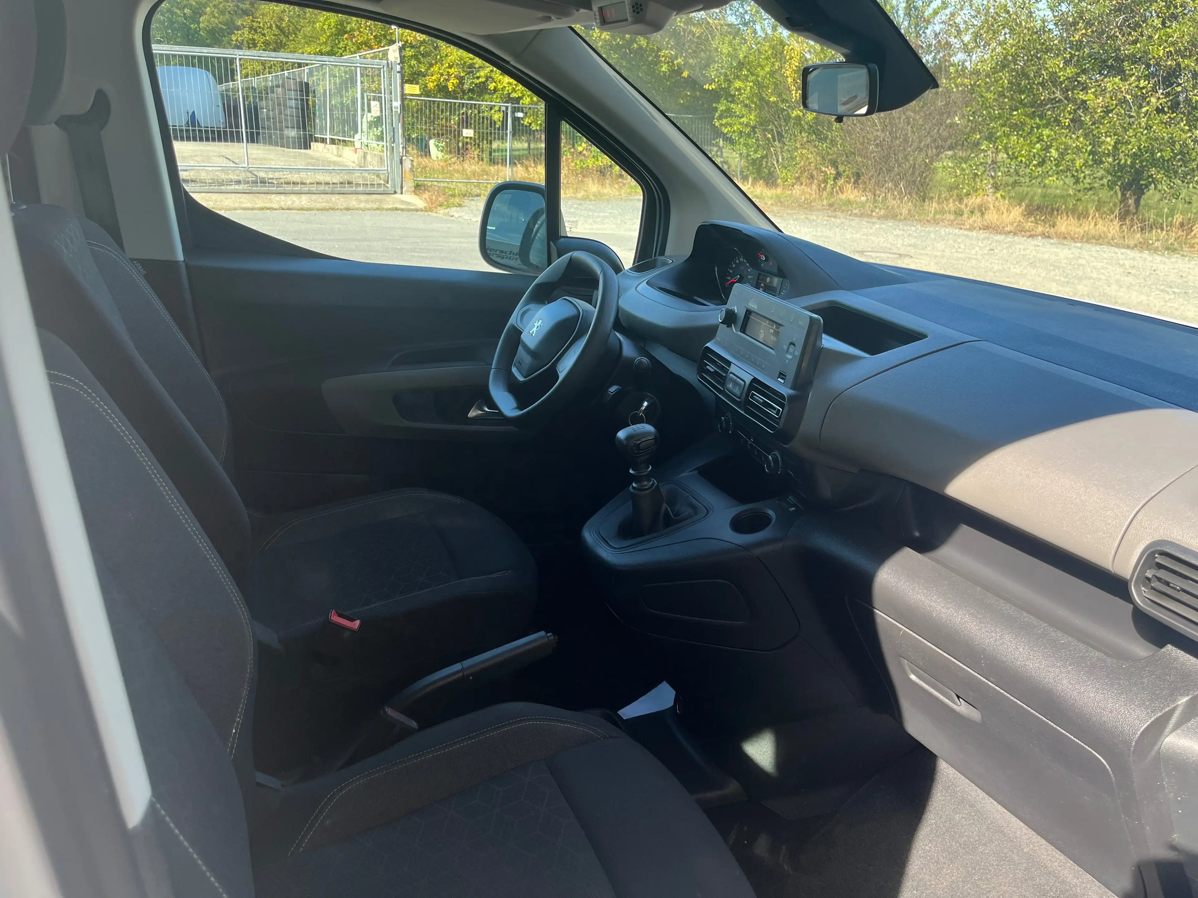 Peugeot Rifter Rifter PureTech 110 L1 Active — photo 5