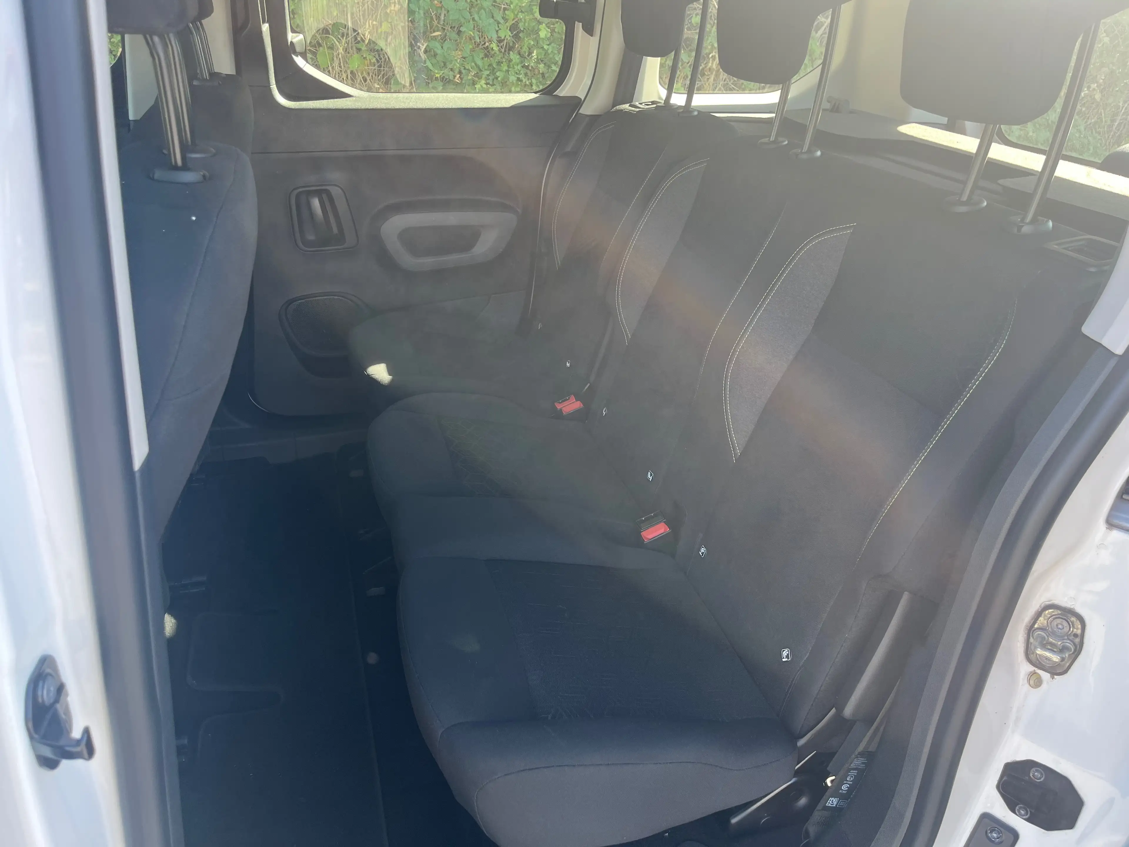 Peugeot Rifter Rifter PureTech 110 L1 Active — photo 7