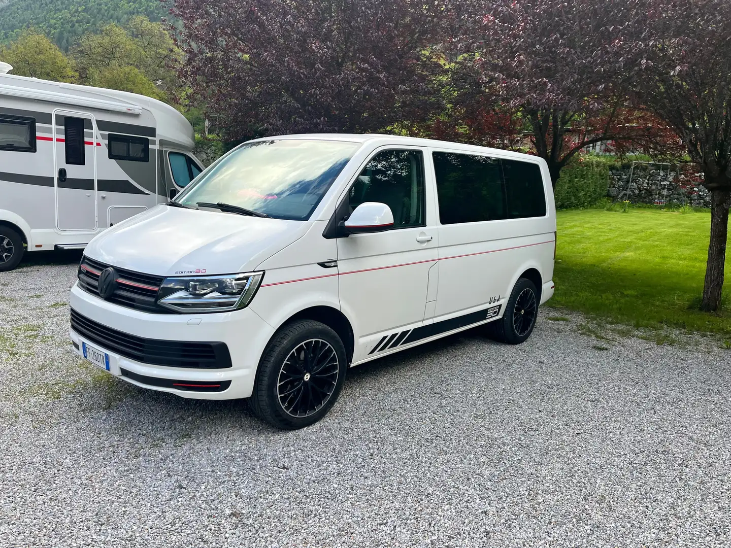 Volkswagen T6 Caravelle 2,0 d. 150cv 4 Motion 4motion Bílá - 2