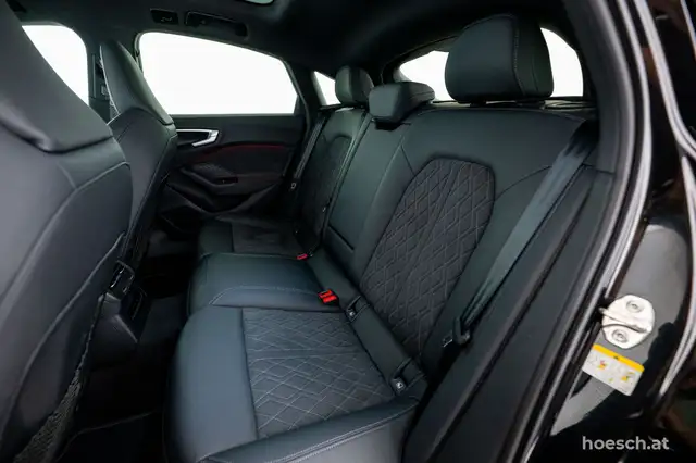 Audi A5 view 7