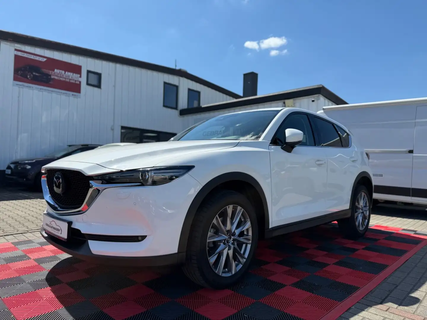 Mazda CX-5 2.2L Sportsline AWD*360°*Aut.*MRCC*HUD*BOSE Weiß - 1